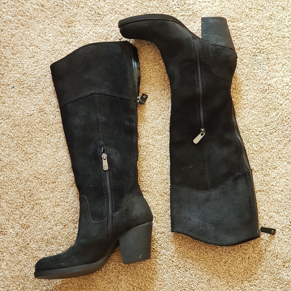 Guess knee high black leather boots US 6